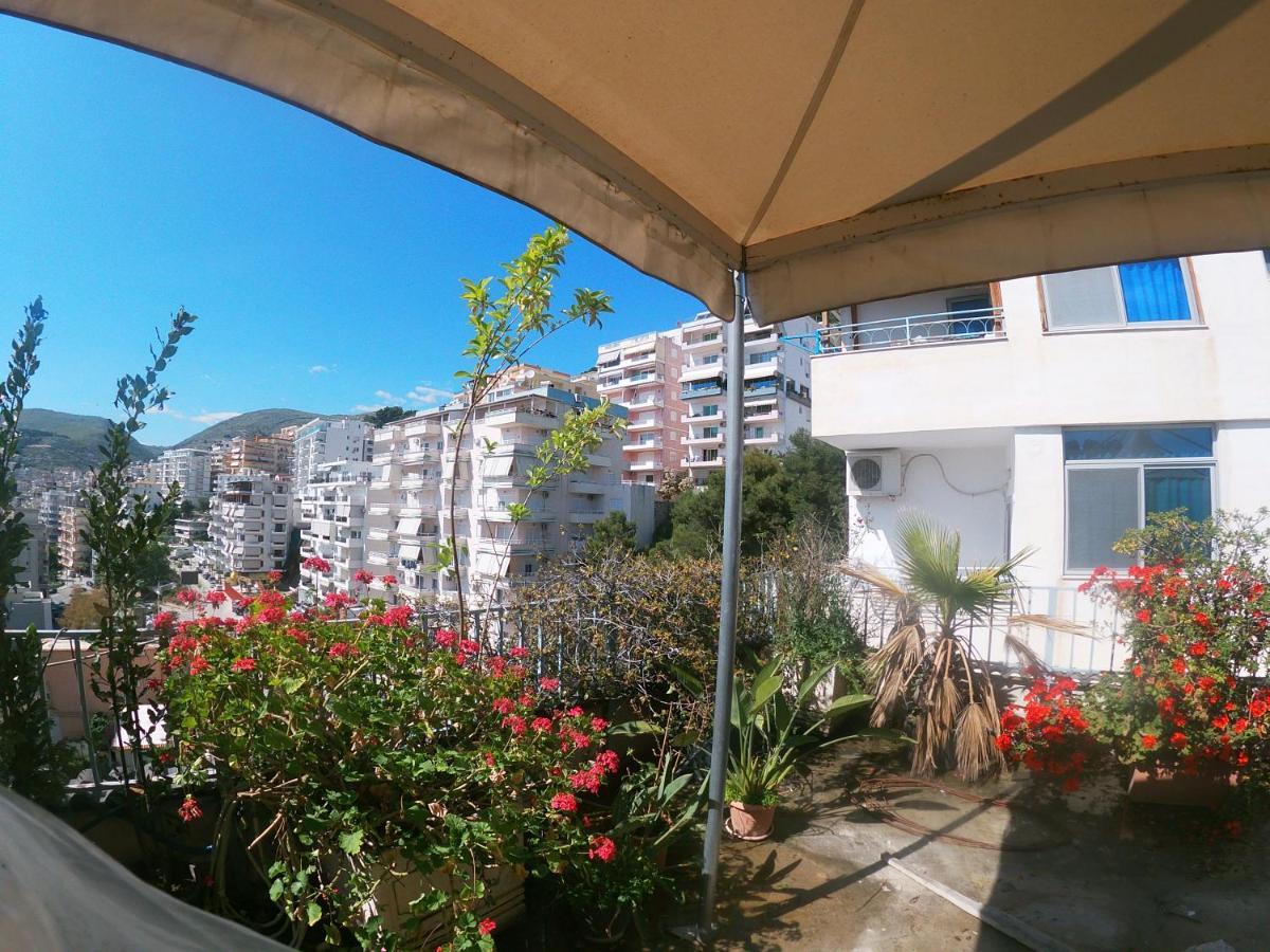 Honey Apartments Near Promenade Sarande Exterior photo